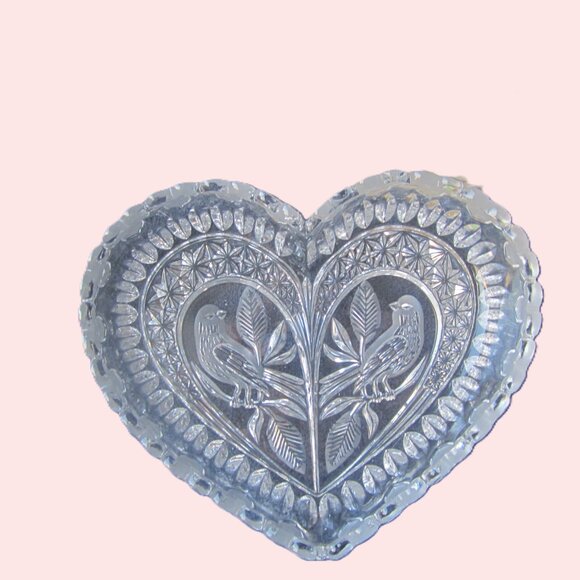 VTG HOFBAUER CRYSTAL HEART DISH W/LOVEBIRDS, MADE IN GERMANY - Picture 3 of 6